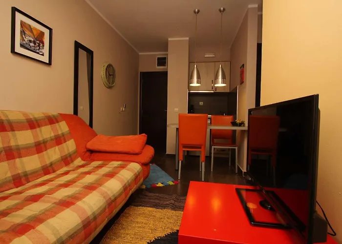 Apartments Lov